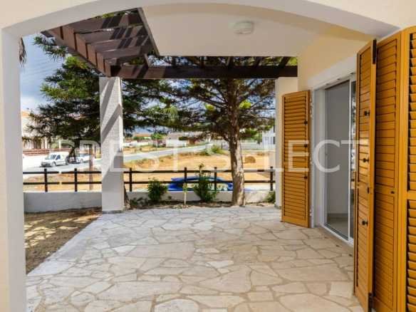 Minimalistic Gem Villas / Houses in Kili with 1 bedrooms