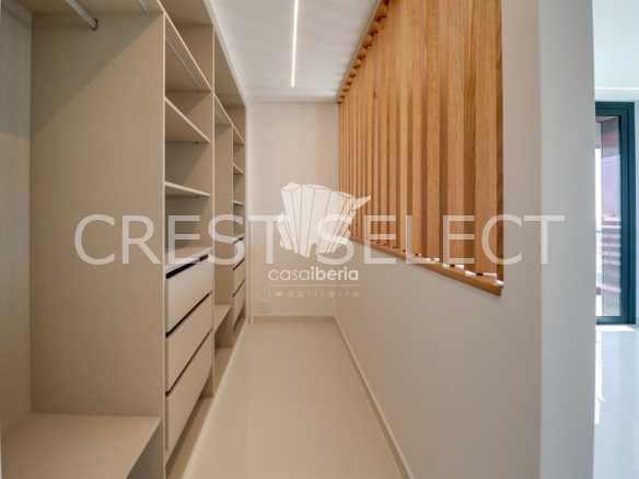 Flexible Living Space Apartment in Faro  with 3 bedrooms