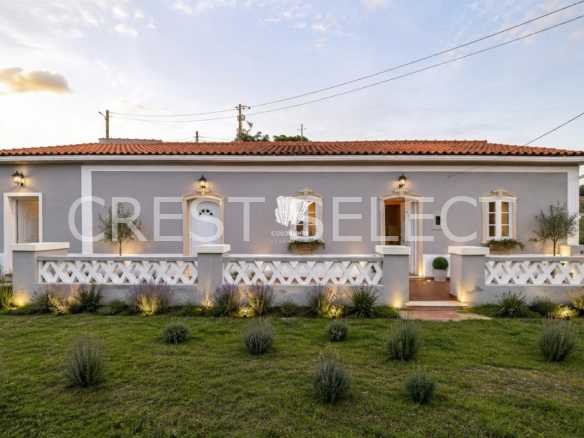 Quaint Family Residence House in Faro  with 3 bedrooms