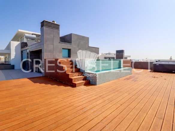 Flexible Living Space Apartment in Faro  with 3 bedrooms