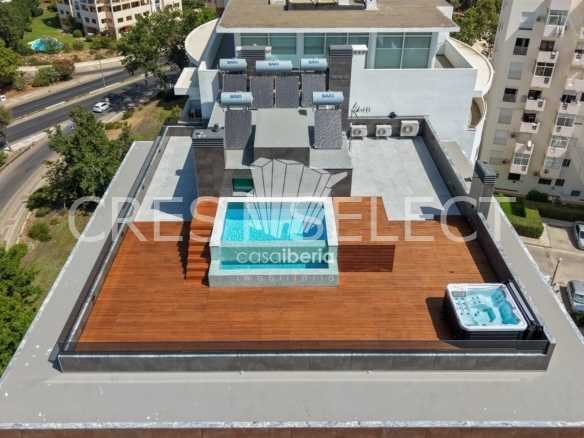 Flexible Living Space Apartment in Faro  with 3 bedrooms