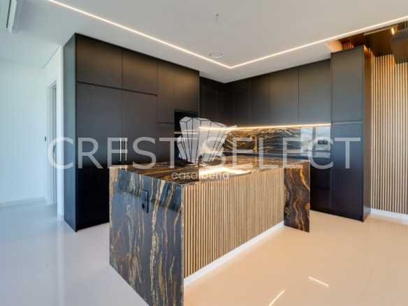 Flexible Living Space Apartment in Faro  with 3 bedrooms