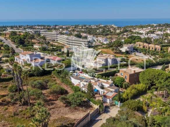 Comfortable Family Manor House in Faro  with 4 bedrooms