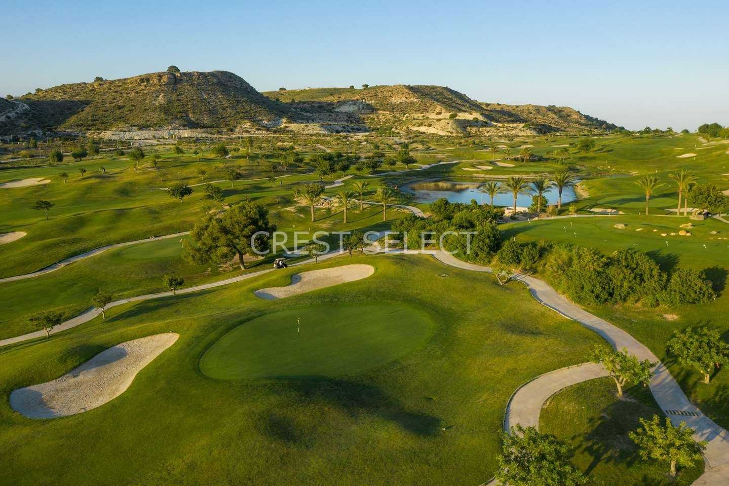 Stylish Family Oasis  in Monforte Del Cid with 4 bedrooms