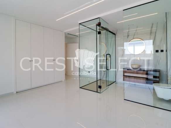 Flexible Living Space Apartment in Faro  with 3 bedrooms