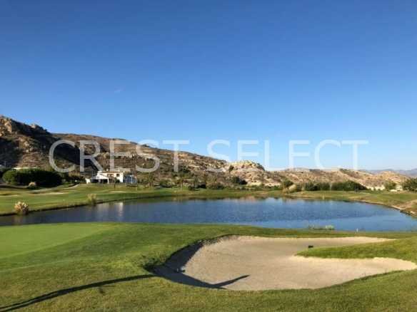 Stylish Family Oasis  in Monforte Del Cid with 4 bedrooms