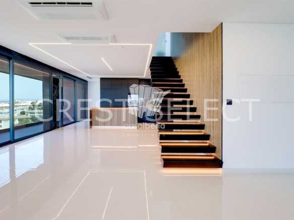 Flexible Living Space Apartment in Faro  with 3 bedrooms