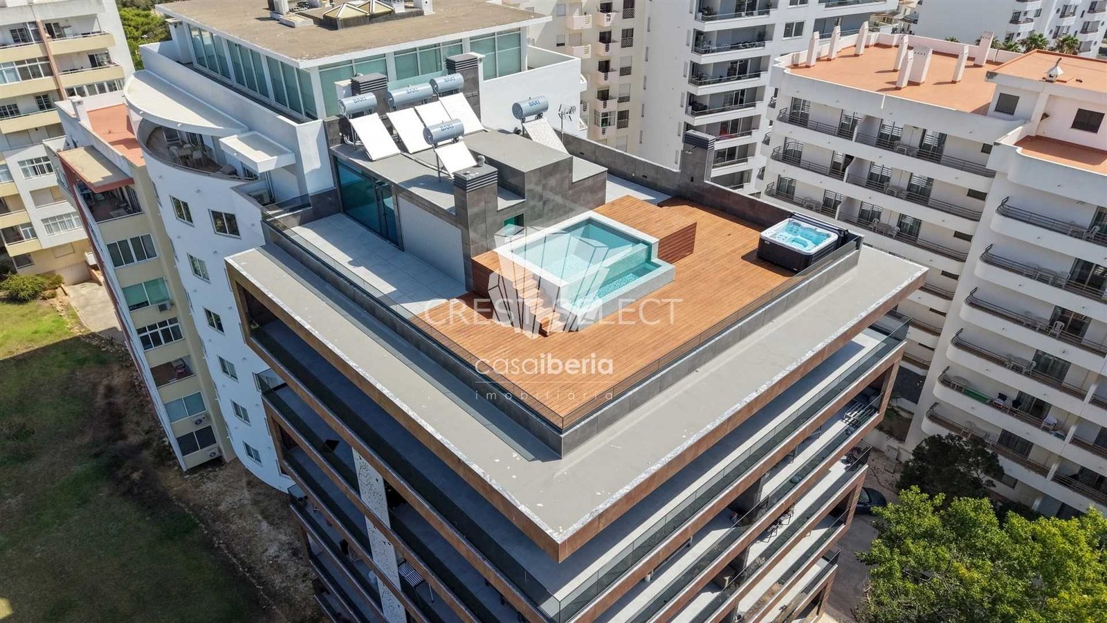 Flexible Living Space Apartment in Faro  with 3 bedrooms