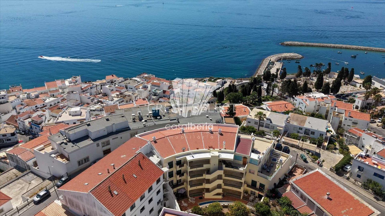Relaxing Family Sanctuary Apartment in Faro  with 2 bedrooms
