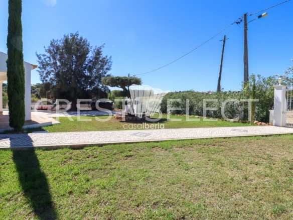 Bright Family Home House in Faro  with 3 bedrooms