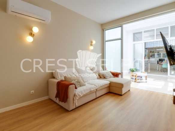 Spacious Comfort Terraced House in Faro  with 2 bedrooms