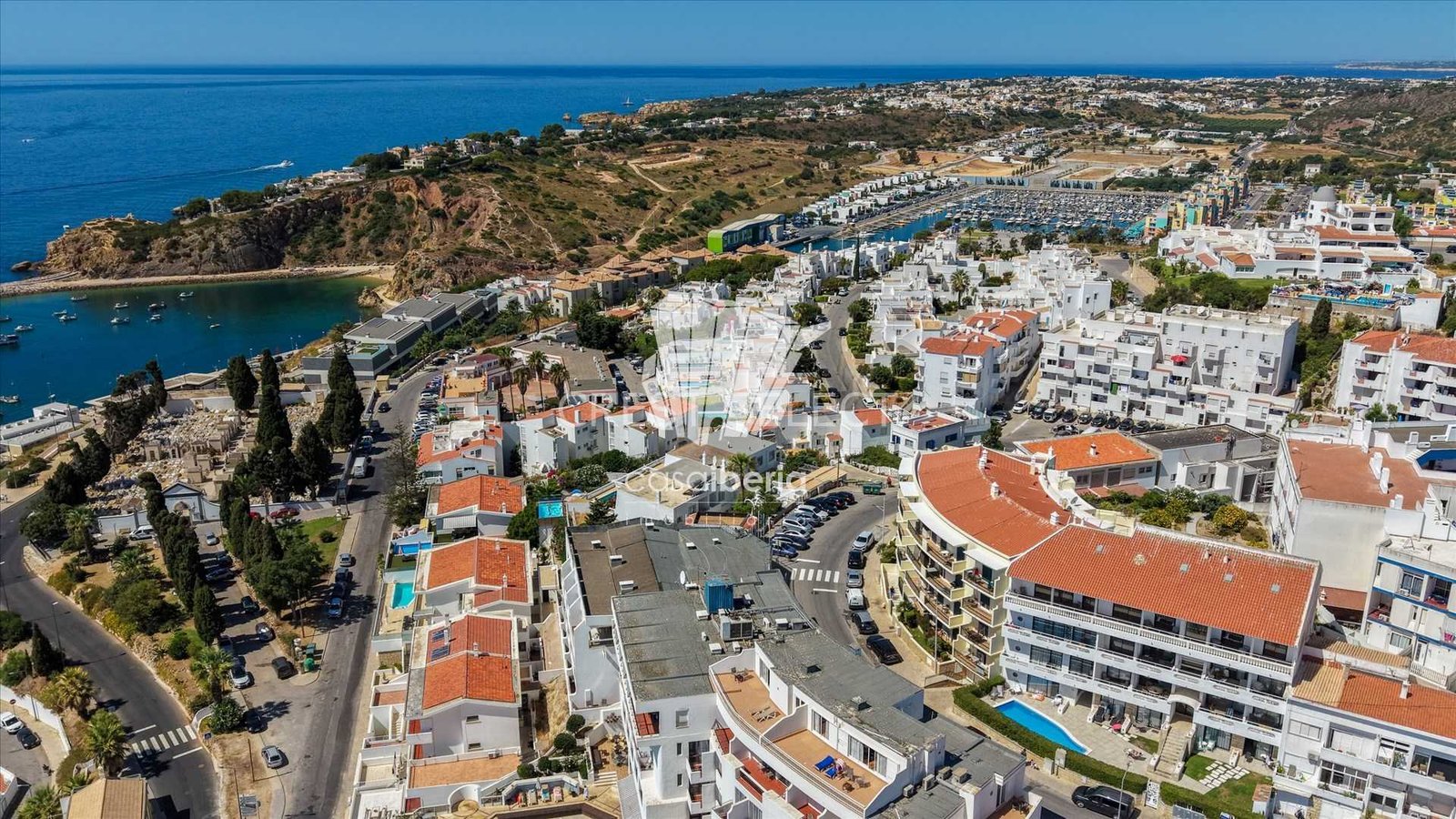 Relaxing Family Sanctuary Apartment in Faro  with 2 bedrooms