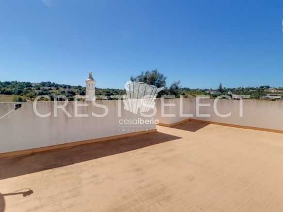 Bright Family Home House in Faro  with 3 bedrooms