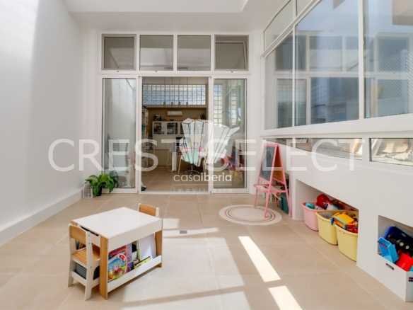 Spacious Comfort Terraced House in Faro  with 2 bedrooms