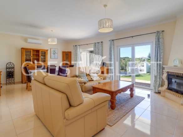 Bright Family Home House in Faro  with 3 bedrooms
