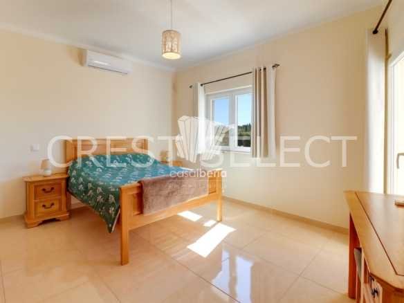 Bright Family Home House in Faro  with 3 bedrooms