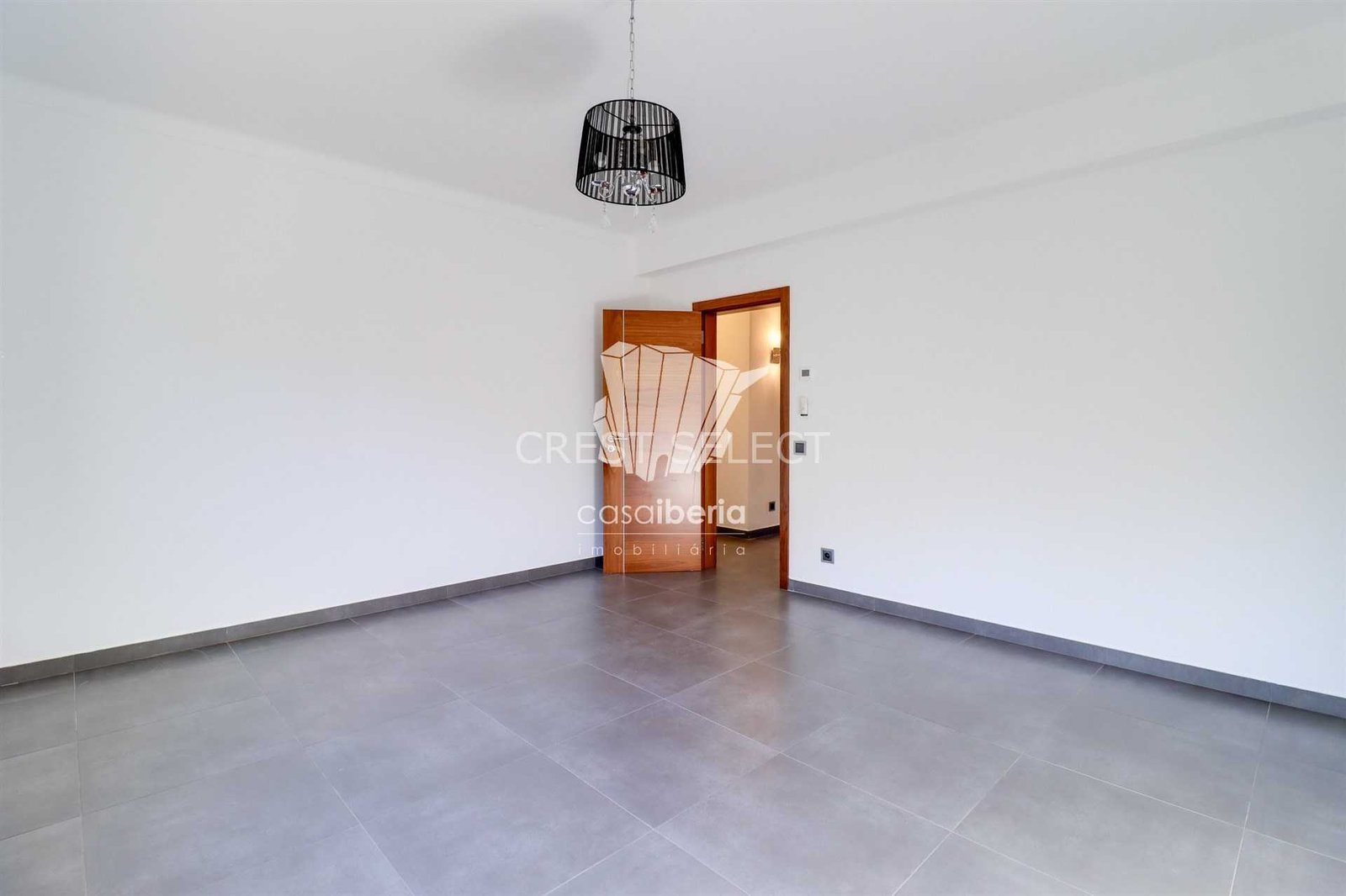 315a3d344932 Contemporary Family Home House in Faro with 4 bedrooms
