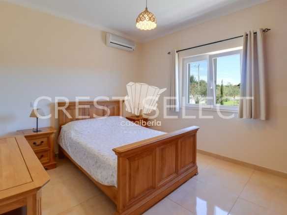 Bright Family Home House in Faro  with 3 bedrooms