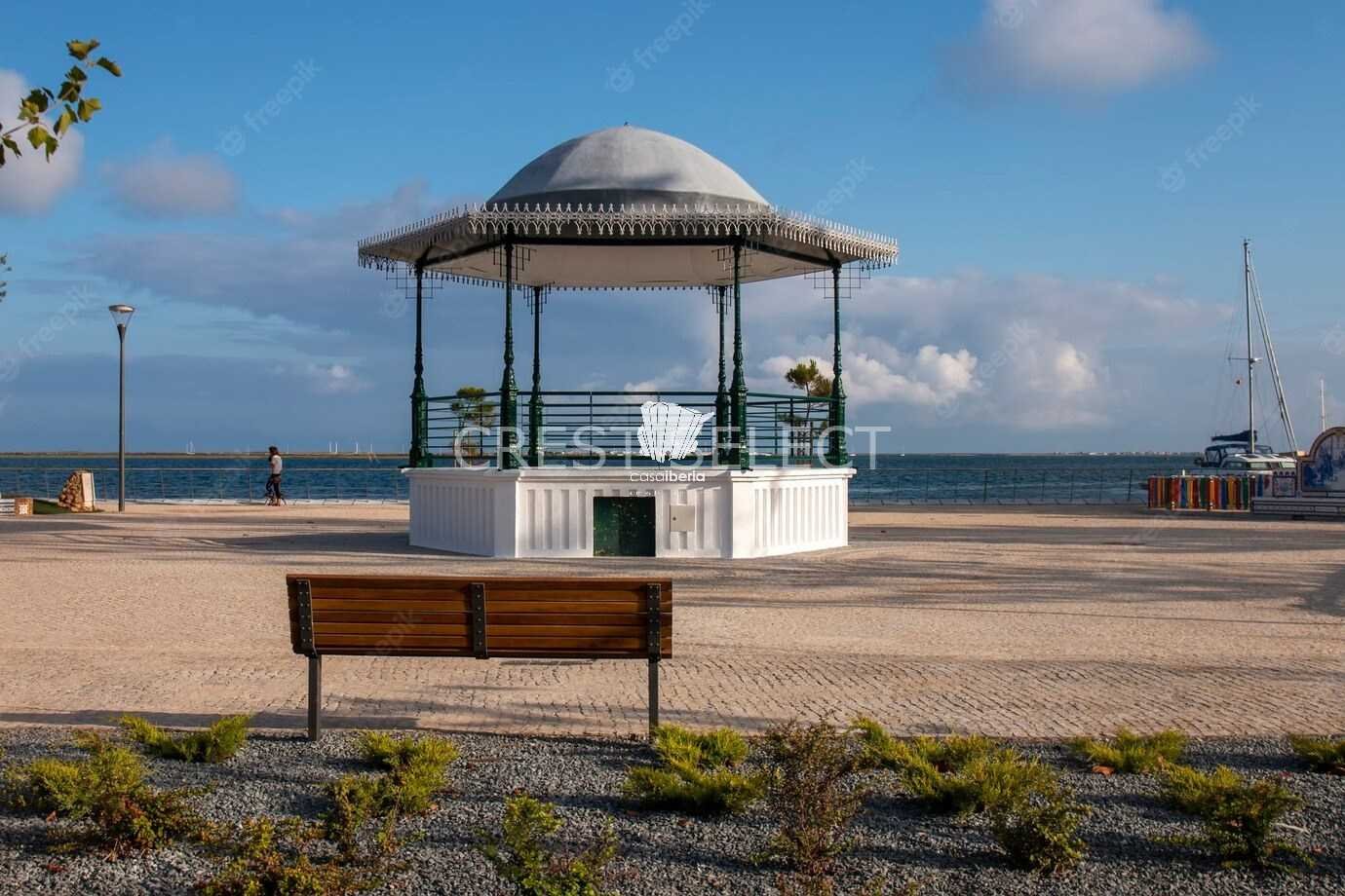 44c90e854950 Real Estate Building in Faro