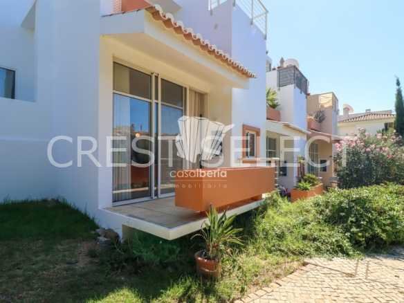 Spacious Comfort Terraced House in Faro  with 2 bedrooms