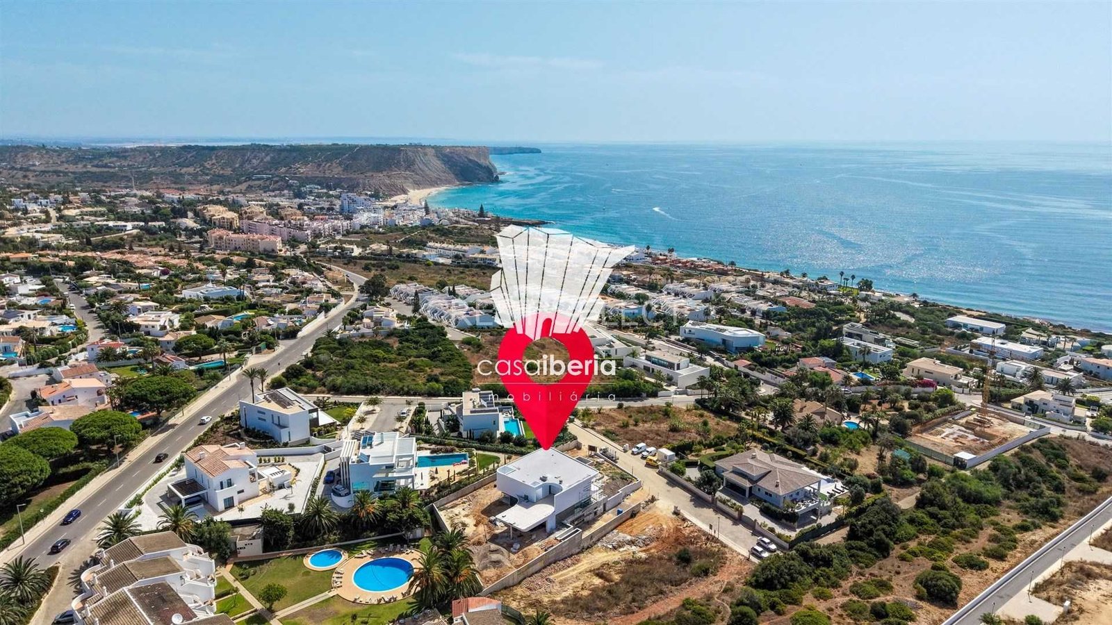 Family Oasis Retreat House in Faro  with 3 bedrooms