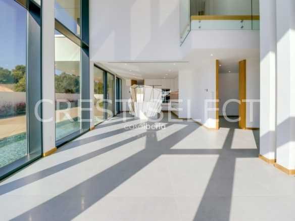 Custom Family Residence House in Faro  with 4 bedrooms