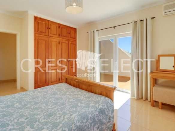 Bright Family Home House in Faro  with 3 bedrooms