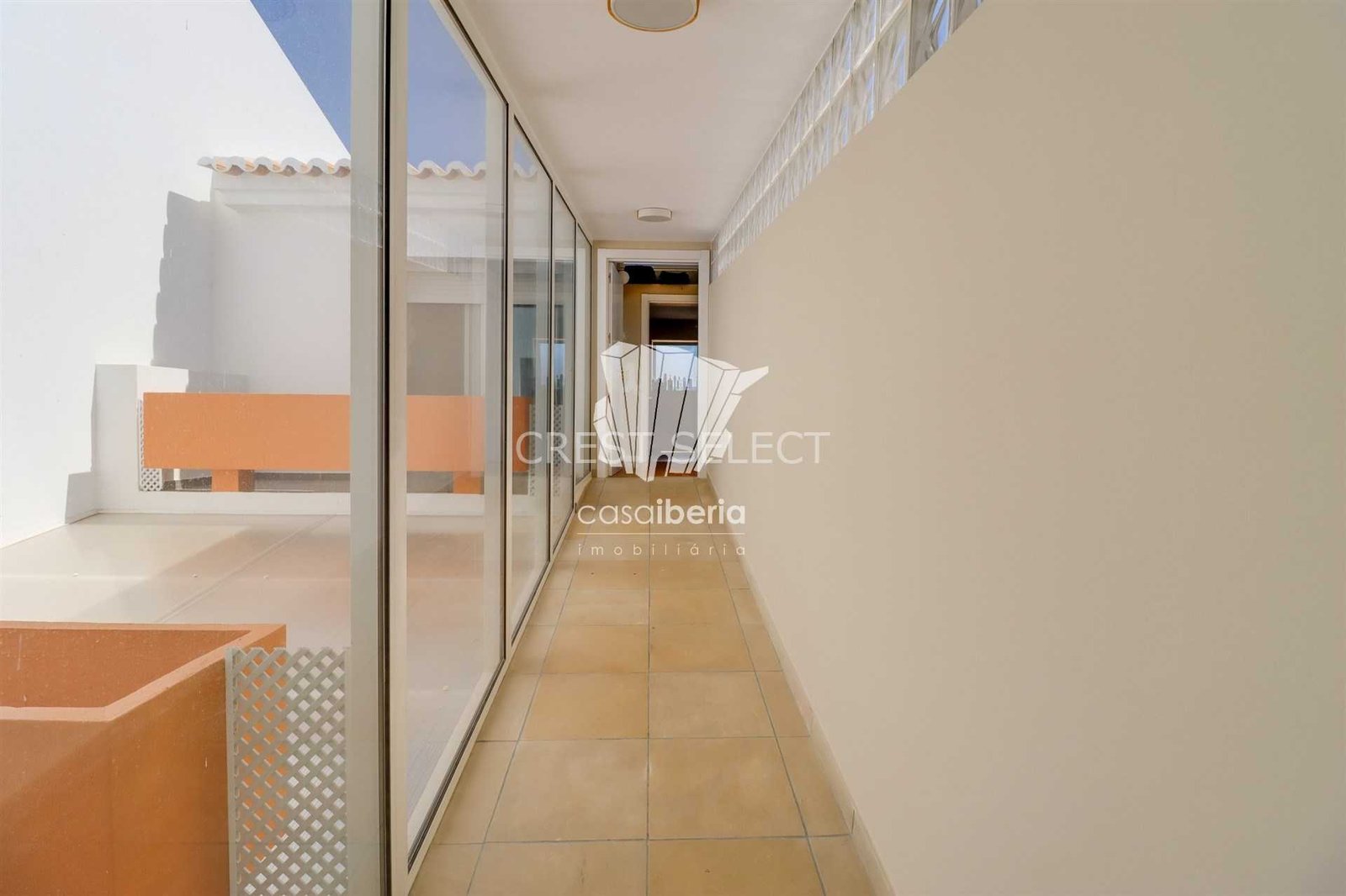 Spacious Comfort Terraced House in Faro  with 2 bedrooms