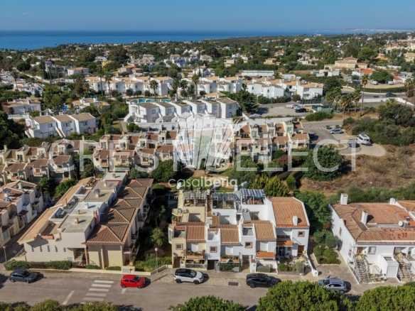 Spacious Comfort Terraced House in Faro  with 2 bedrooms
