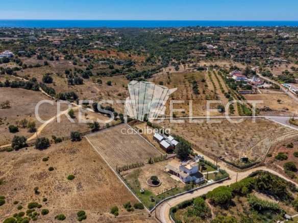 Bright Family Home House in Faro  with 3 bedrooms
