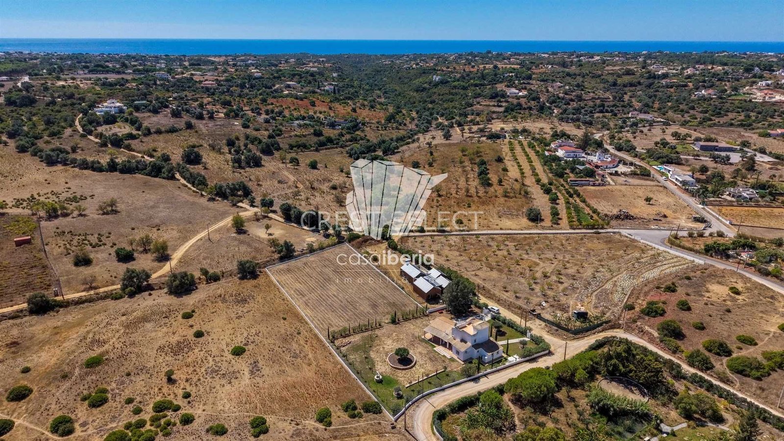 Bright Family Home House in Faro  with 3 bedrooms