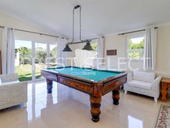 Bright Family Home House in Faro  with 3 bedrooms