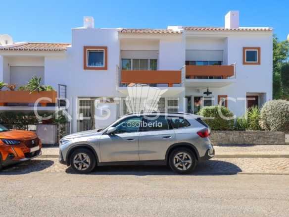Spacious Comfort Terraced House in Faro  with 2 bedrooms