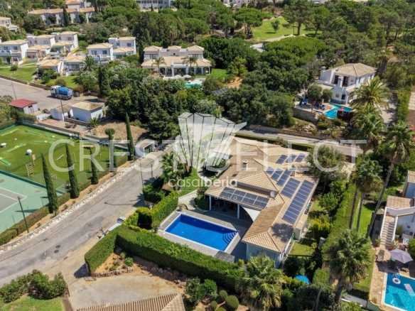 Contemporary Family Home House in Faro  with 4 bedrooms