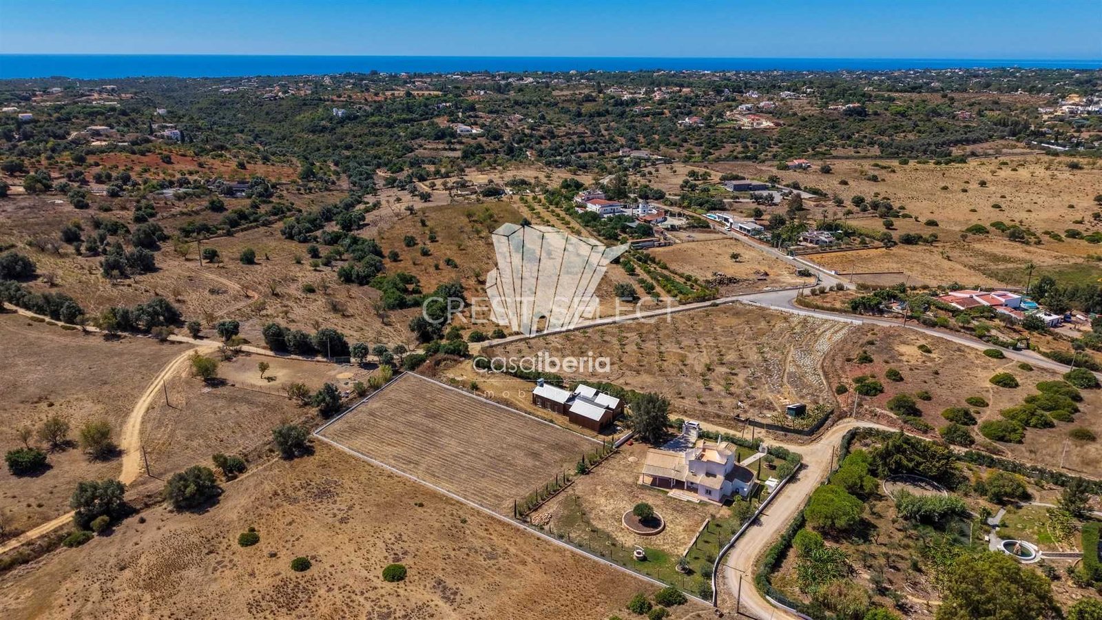 Bright Family Home House in Faro  with 3 bedrooms