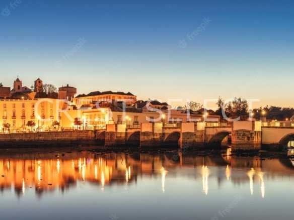 Spacious Comfort Apartment in Faro  with 2 bedrooms