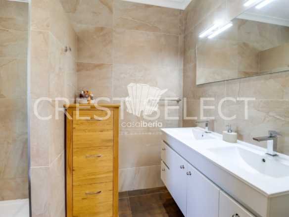 Bright Family Home House in Faro  with 3 bedrooms