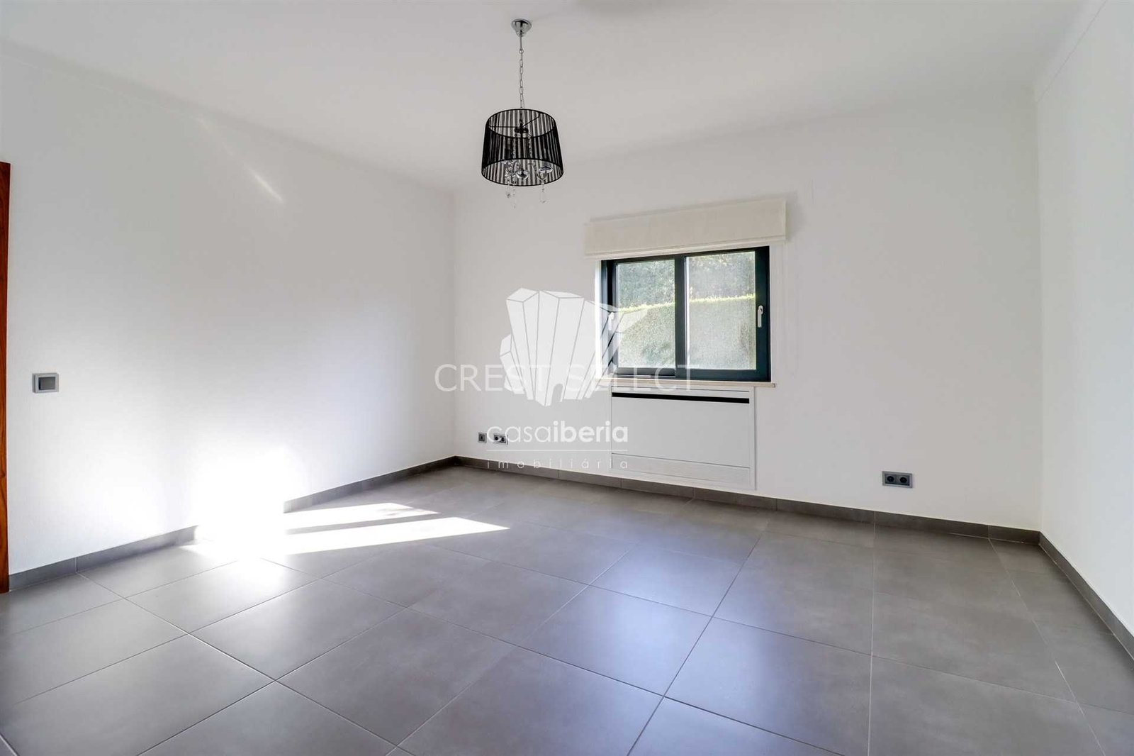 a93099314932 Contemporary Family Home House in Faro with 4 bedrooms