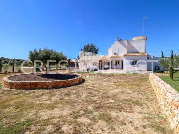 Bright Family Home House in Faro  with 3 bedrooms