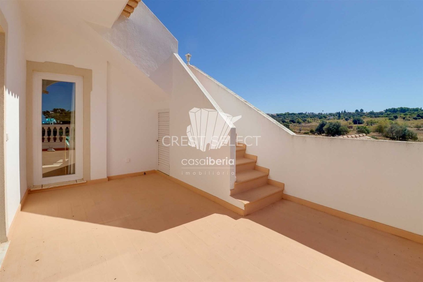 Bright Family Home House in Faro  with 3 bedrooms