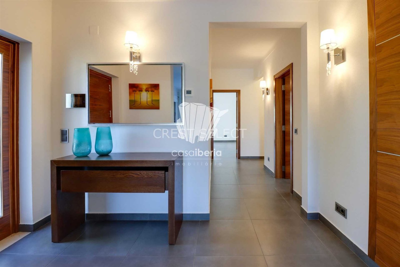 Contemporary Family Home House in Faro  with 4 bedrooms