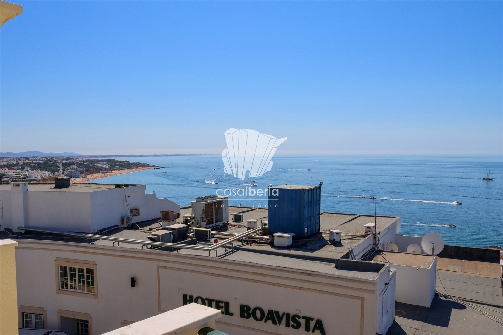 Relaxing Family Sanctuary Apartment in Faro  with 2 bedrooms