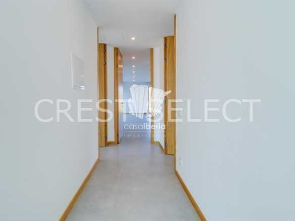 Custom Family Residence House in Faro  with 4 bedrooms