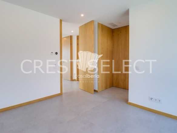 Custom Family Residence House in Faro  with 4 bedrooms