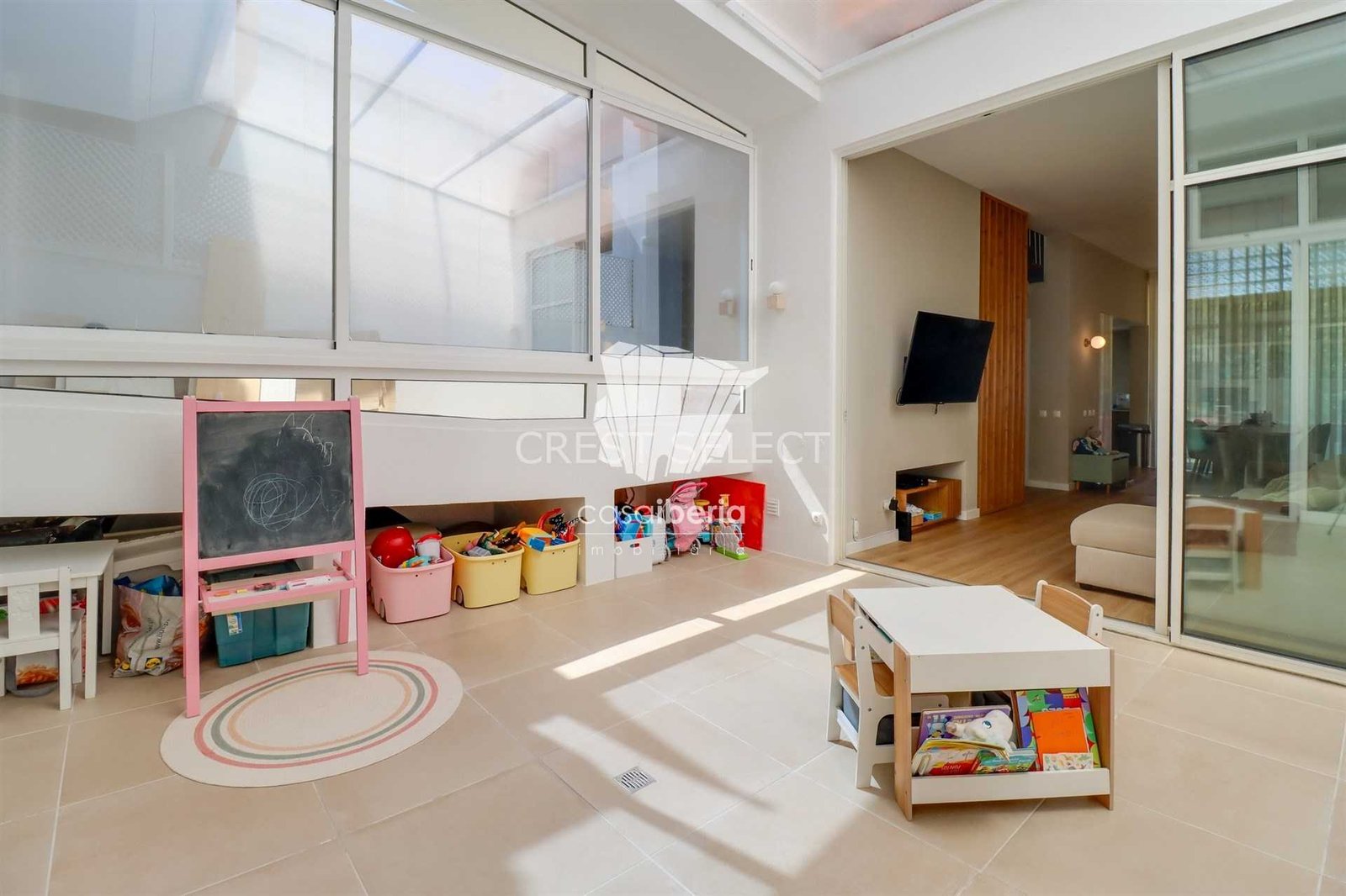 Spacious Comfort Terraced House in Faro  with 2 bedrooms