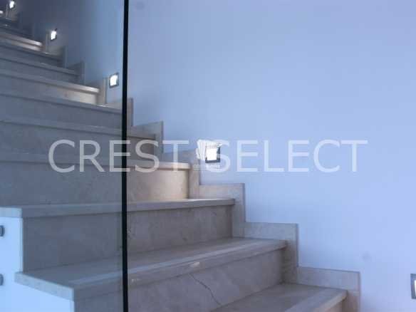 Custom Family Residence House in Faro  with 5 bedrooms