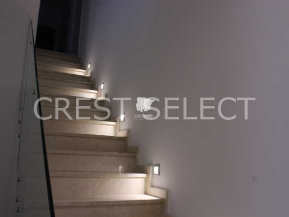 Custom Family Residence House in Faro  with 5 bedrooms