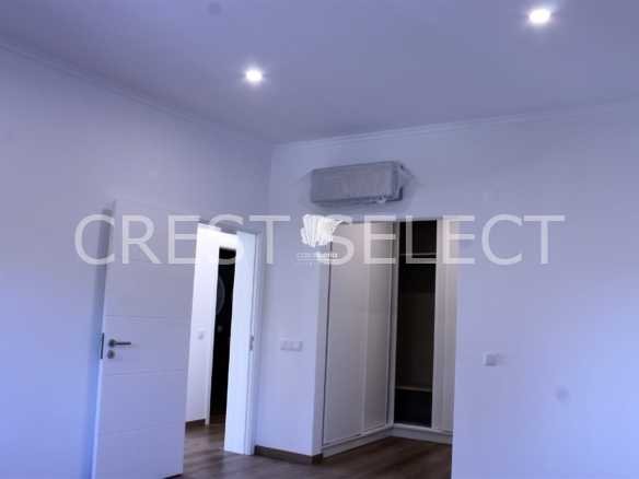 Custom Family Residence House in Faro  with 5 bedrooms