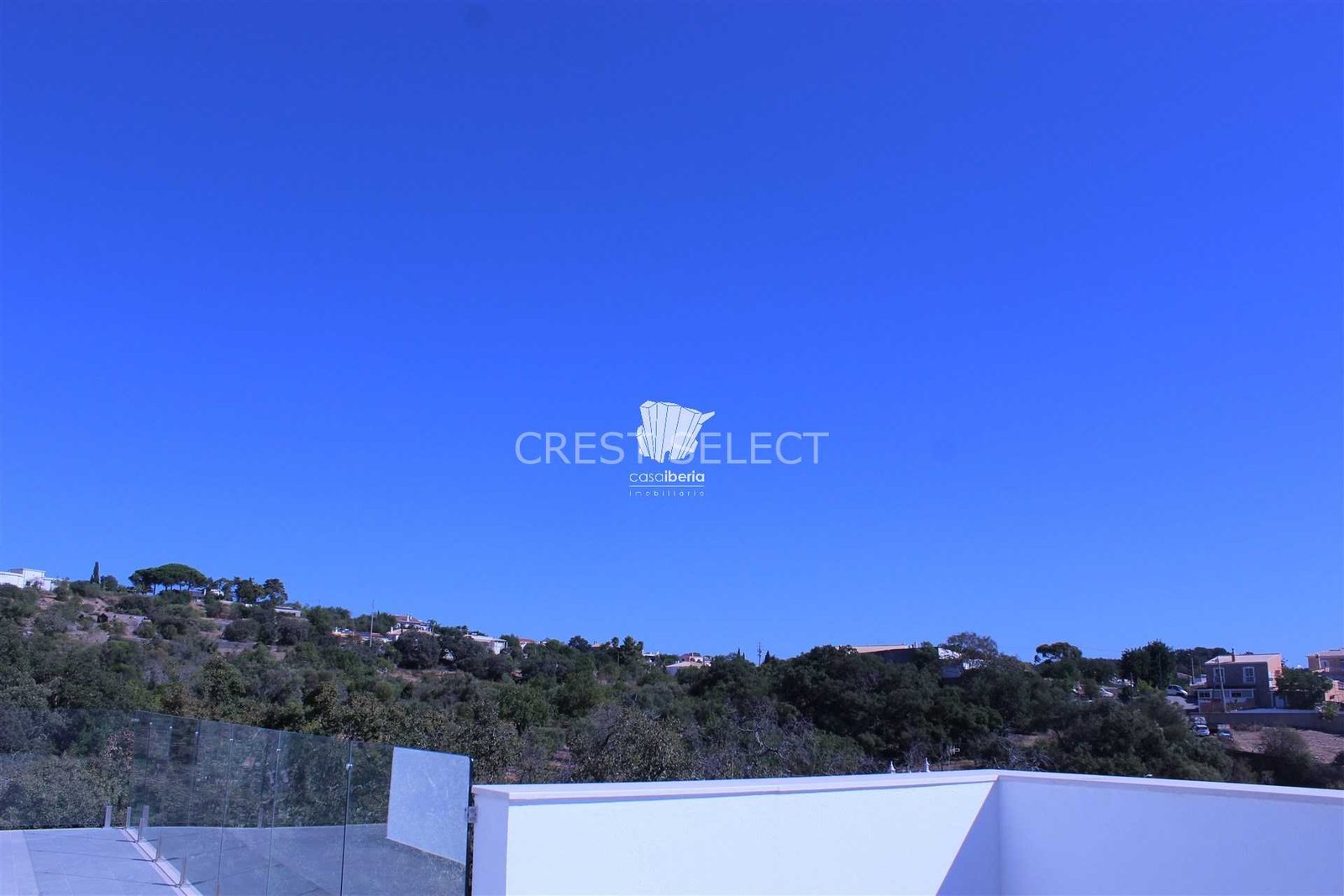 Custom Family Residence House in Faro  with 5 bedrooms