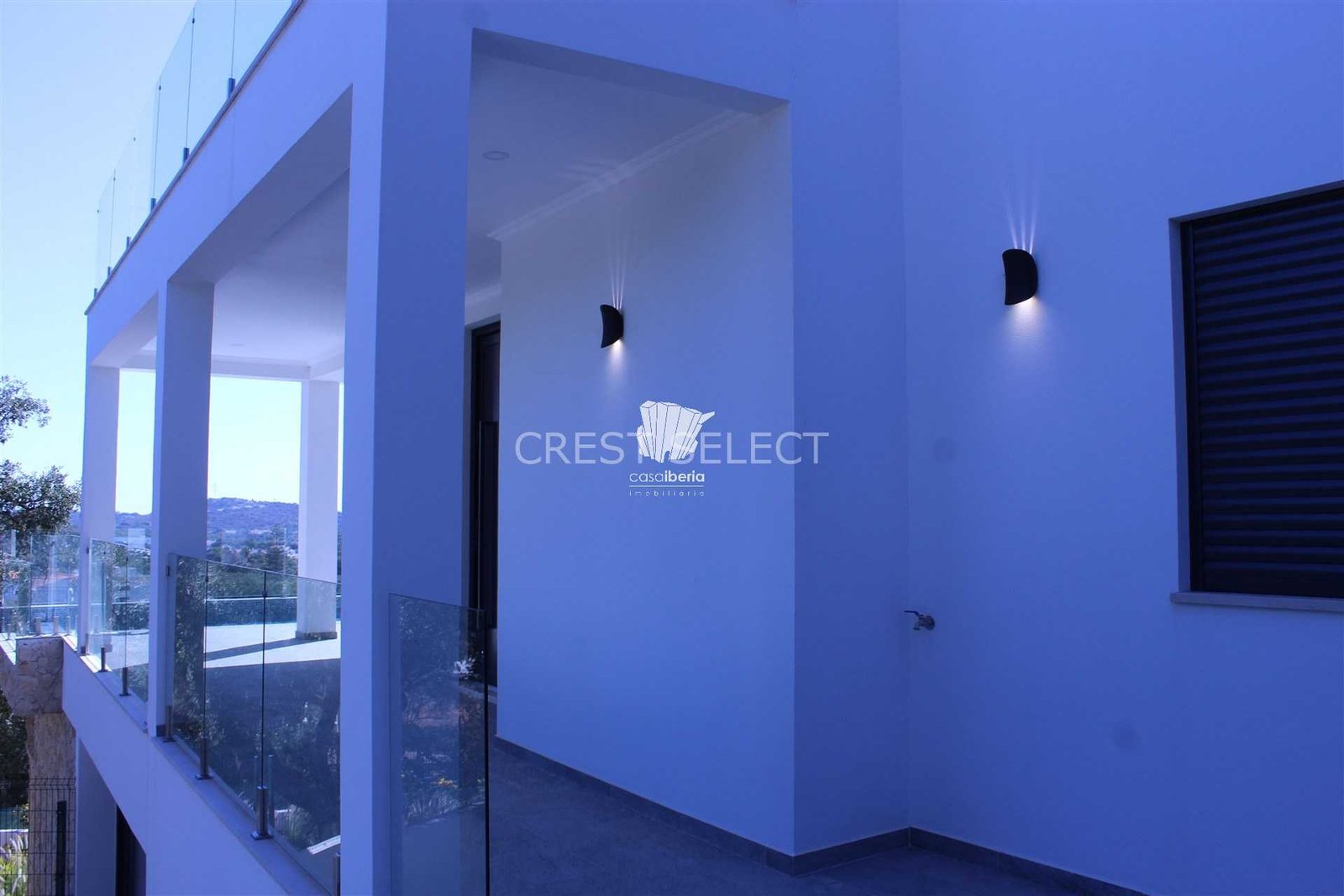 15f601f34956 Custom Family Residence House in Faro with 5 bedrooms